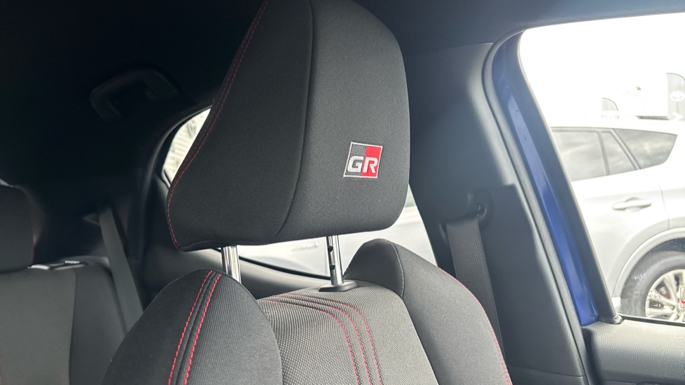 Toyota Yaris 1.5 Hybrid GR Sport 5dr CVT Hybrid Hatchback - Image 36
