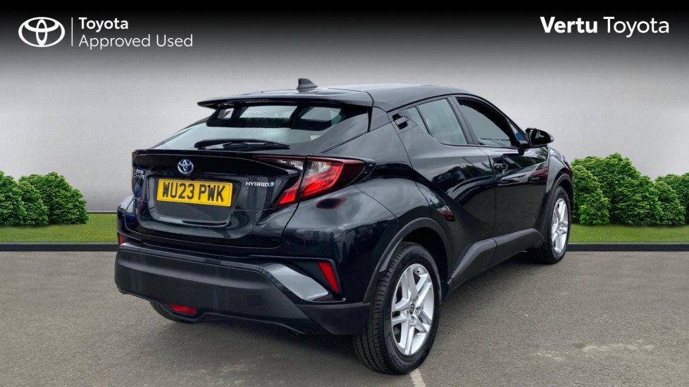 Toyota C-HR 1.8 Hybrid Icon 5dr CVT Hybrid Hatchback - Image 2