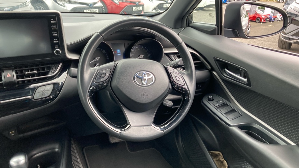 Toyota C-HR 1.8 Hybrid Icon 5dr CVT Hybrid Hatchback - Image 10