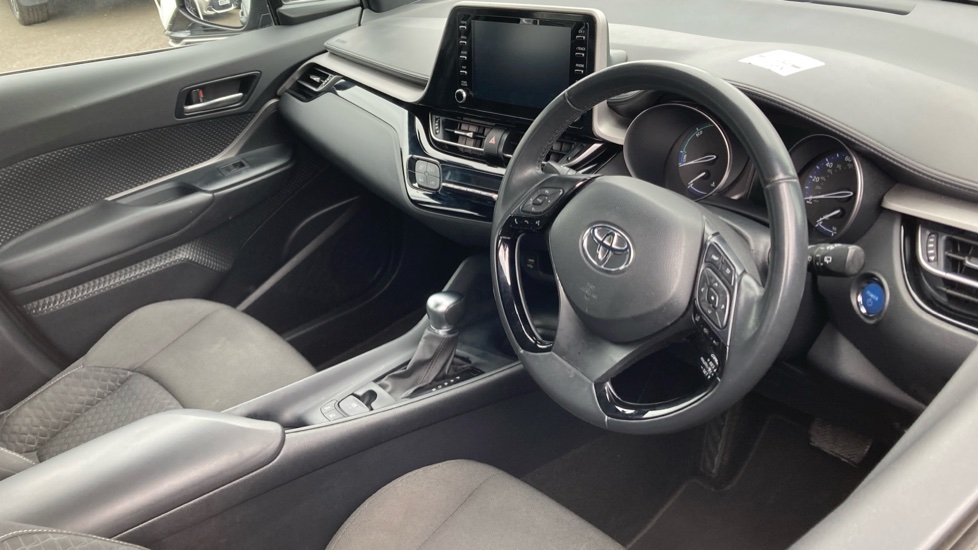 Toyota C-HR 1.8 Hybrid Icon 5dr CVT Hybrid Hatchback - Image 12