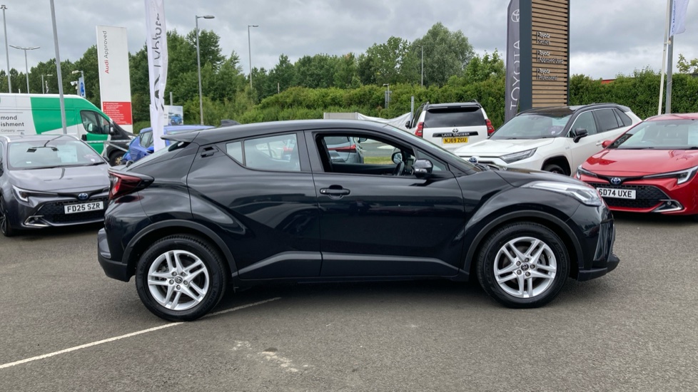 Toyota C-HR 1.8 Hybrid Icon 5dr CVT Hybrid Hatchback - Image 23