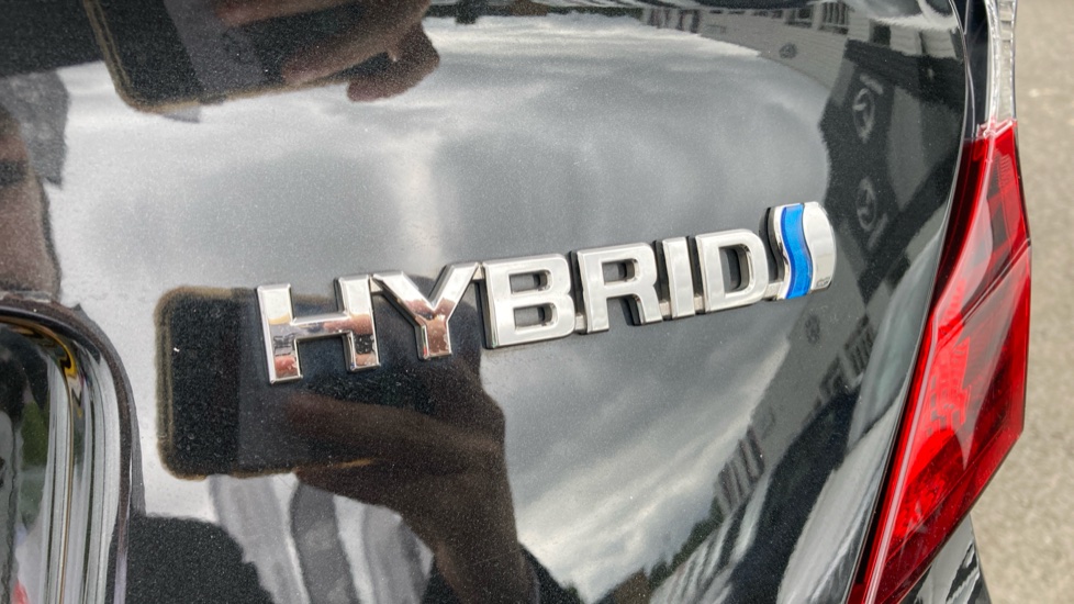 Toyota C-HR 1.8 Hybrid Icon 5dr CVT Hybrid Hatchback - Image 29