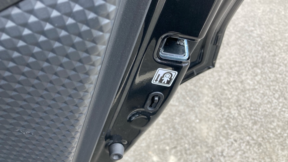 Toyota C-HR 1.8 Hybrid Icon 5dr CVT Hybrid Hatchback - Image 37