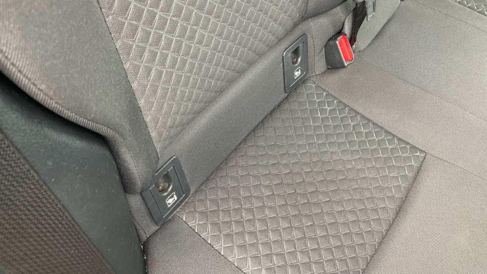 Toyota C-HR 1.8 Hybrid Icon 5dr CVT Hybrid Hatchback - Image 38