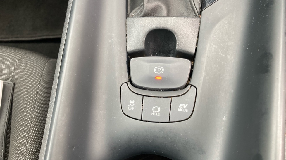 Toyota C-HR 1.8 Hybrid Icon 5dr CVT Hybrid Hatchback - Image 50