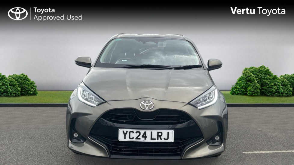 Toyota Yaris 1.5 Hybrid Design 5dr CVT Hybrid Hatchback - Image 22