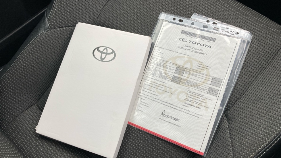Toyota bZ4X 150kW Motion 71.4kWh 5dr Auto [11kW] Electric Hatchback - Image 27