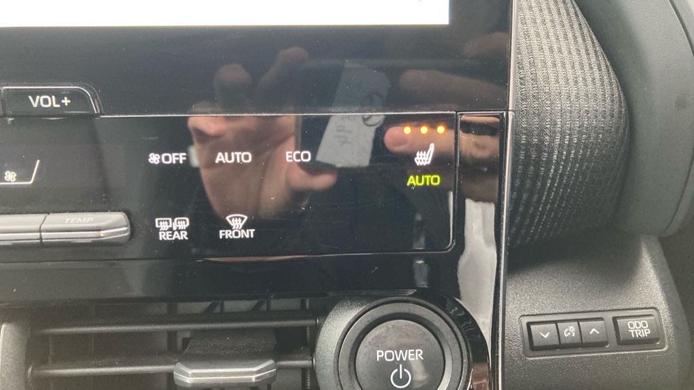 Toyota bZ4X 150kW Motion 71.4kWh 5dr Auto [11kW] Electric Hatchback - Image 33