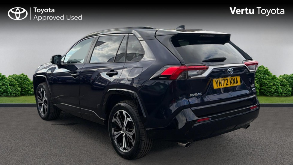 Toyota RAV4 2.5 PHEV Dynamic 5dr CVT Estate - Image 4