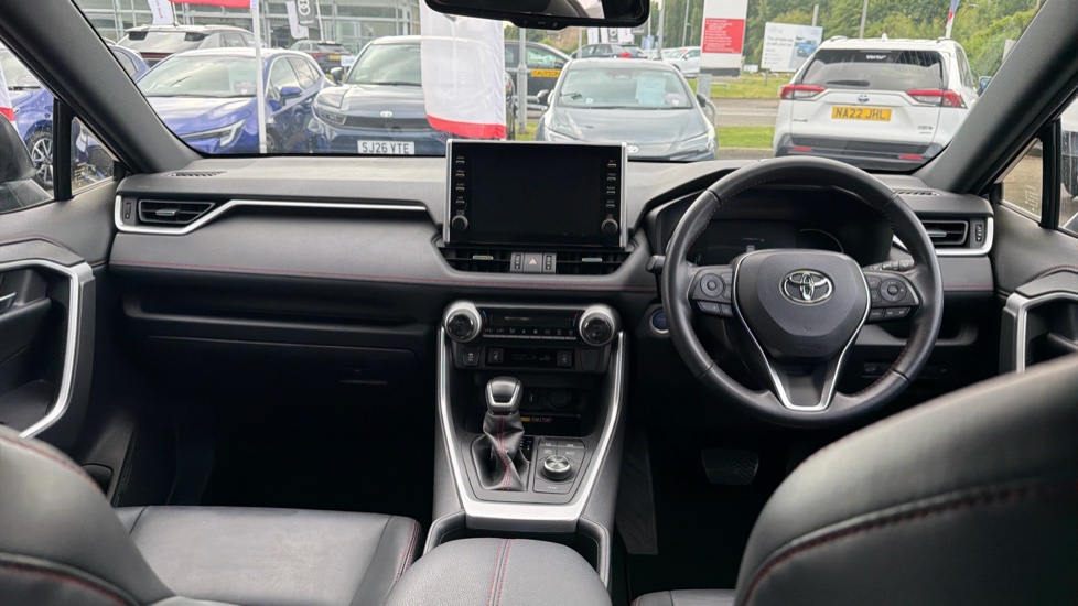 Toyota RAV4 2.5 PHEV Dynamic 5dr CVT Estate - Image 6