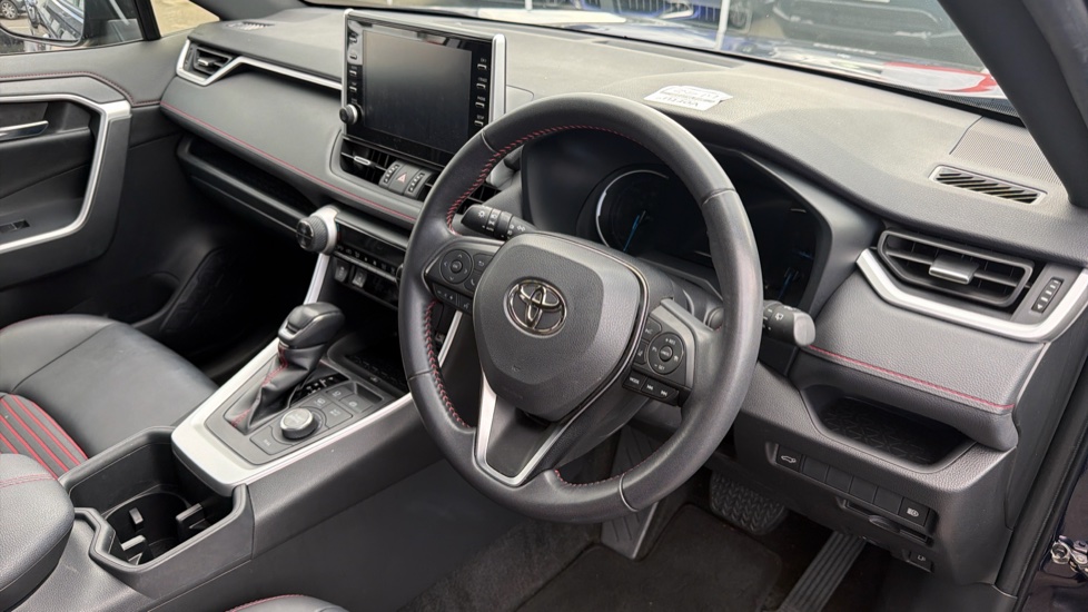 Toyota RAV4 2.5 PHEV Dynamic 5dr CVT Estate - Image 7