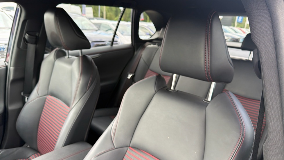 Toyota RAV4 2.5 PHEV Dynamic 5dr CVT Estate - Image 29