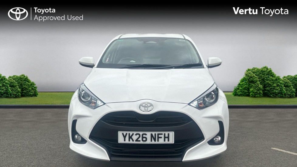 Toyota Yaris 1.5 Hybrid Icon 5dr CVT Hybrid Hatchback - Image 22