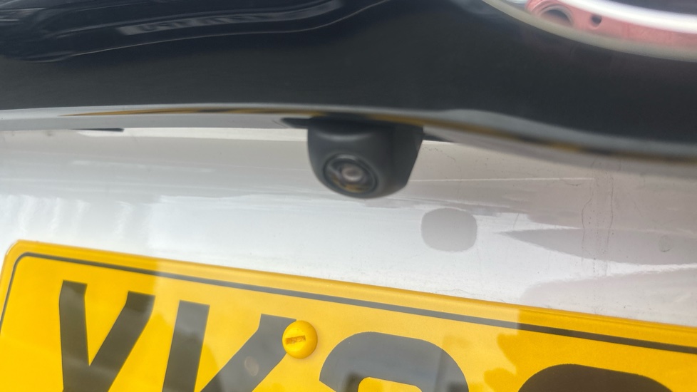 Toyota Yaris 1.5 Hybrid Icon 5dr CVT Hybrid Hatchback - Image 33