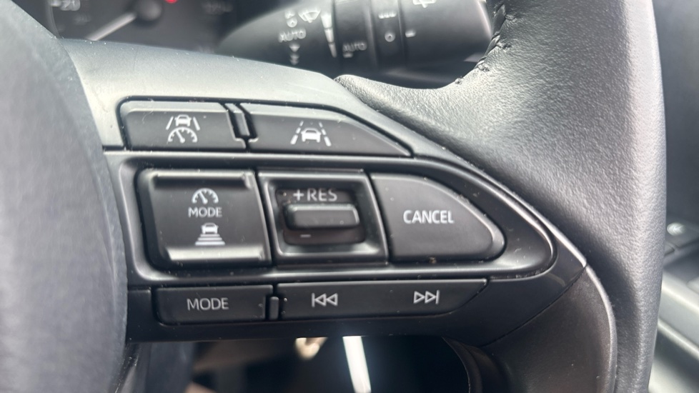 Toyota Yaris 1.5 Hybrid Icon 5dr CVT Hybrid Hatchback - Image 36