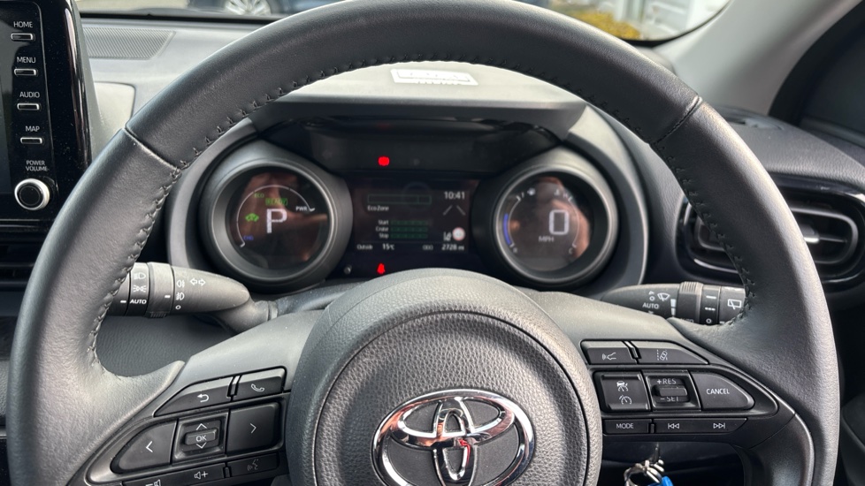 Toyota Yaris 1.5 Hybrid Design 5dr CVT Hybrid Hatchback - Image 10