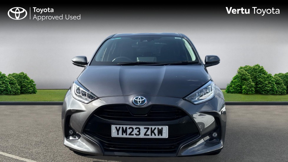 Toyota Yaris 1.5 Hybrid Design 5dr CVT Hybrid Hatchback - Image 22