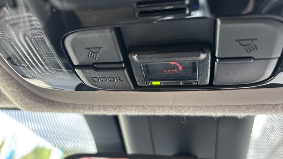 Toyota Yaris 1.5 Hybrid Design 5dr CVT Hybrid Hatchback - Image 31