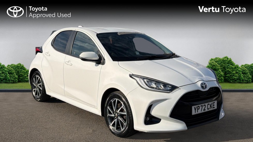 Toyota Yaris 1.5 Hybrid Design 5dr CVT Hybrid Hatchback - Image 1