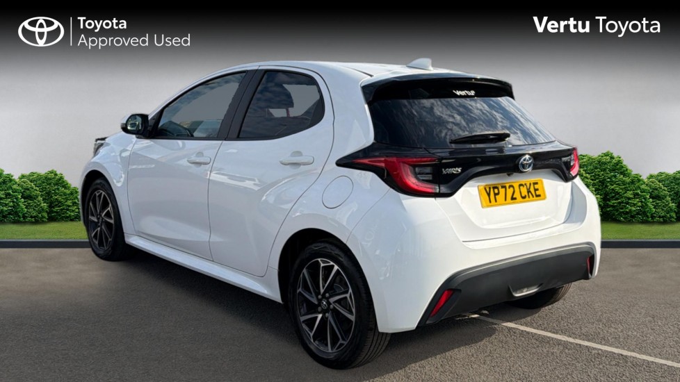 Toyota Yaris 1.5 Hybrid Design 5dr CVT Hybrid Hatchback - Image 4