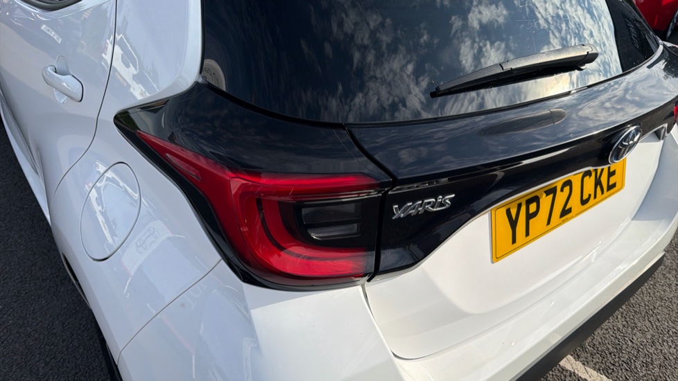 Toyota Yaris 1.5 Hybrid Design 5dr CVT Hybrid Hatchback - Image 21