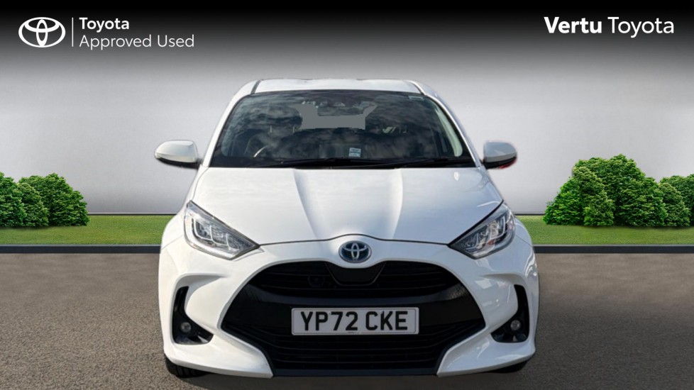 Toyota Yaris 1.5 Hybrid Design 5dr CVT Hybrid Hatchback - Image 22