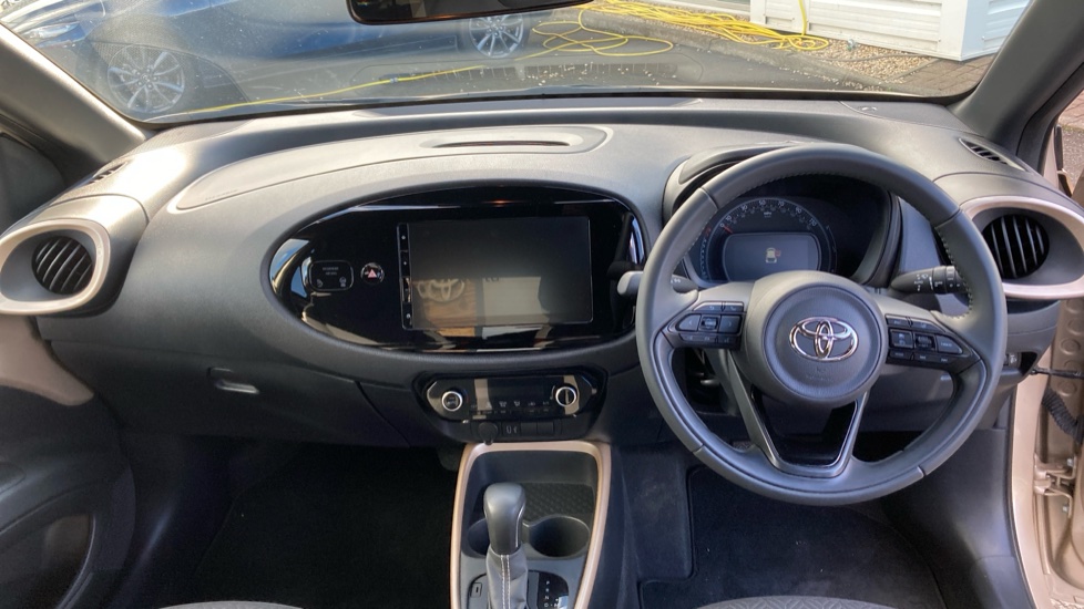 Toyota Aygo X 1.0 VVT-i Edge 5dr Auto Petrol Hatchback - Image 6