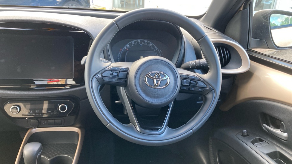 Toyota Aygo X 1.0 VVT-i Edge 5dr Auto Petrol Hatchback - Image 7