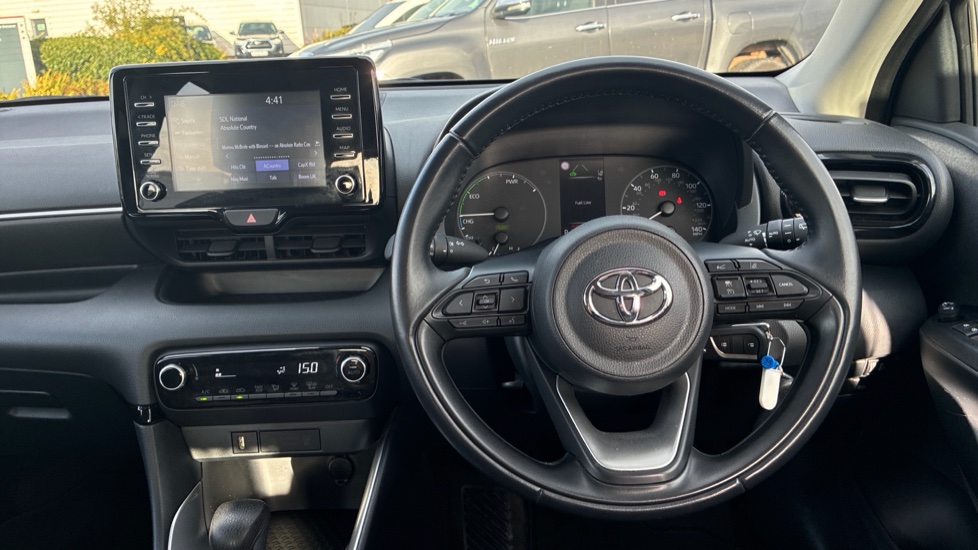 Toyota Yaris 1.5 Hybrid Icon 5dr CVT Hybrid Hatchback - Image 7