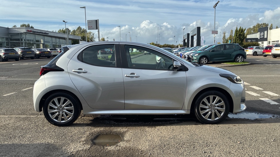 Toyota Yaris 1.5 Hybrid Icon 5dr CVT Hybrid Hatchback - Image 23