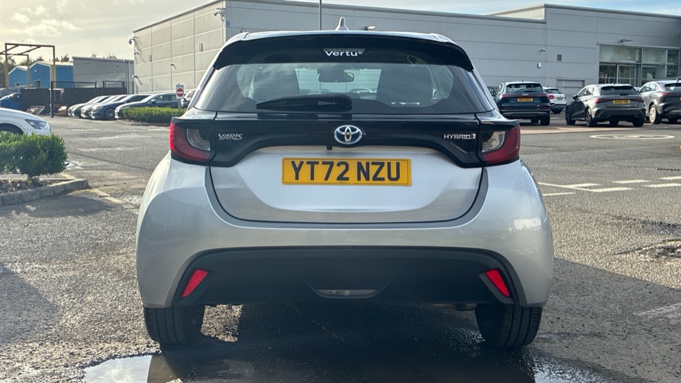 Toyota Yaris 1.5 Hybrid Icon 5dr CVT Hybrid Hatchback - Image 26