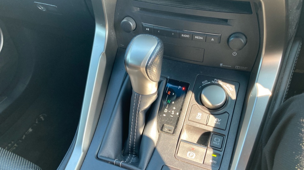 Lexus NX 300h 2.5 F-Sport 5dr CVT Hybrid Estate - Image 13