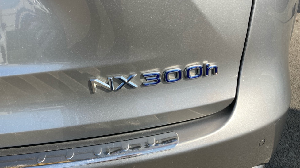 Lexus NX 300h 2.5 F-Sport 5dr CVT Hybrid Estate - Image 25