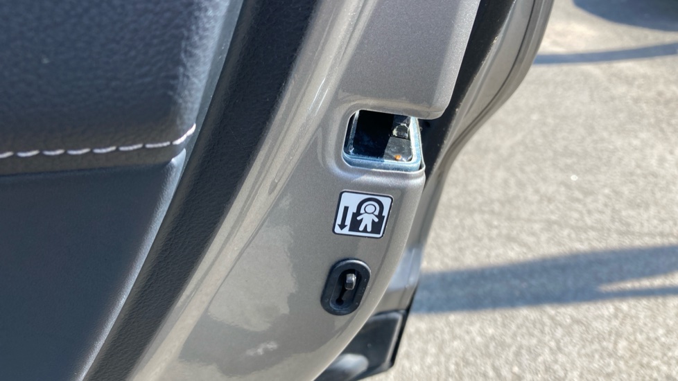 Lexus NX 300h 2.5 F-Sport 5dr CVT Hybrid Estate - Image 30
