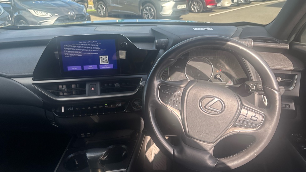 Lexus UX 250h 2.0 F-Sport Design 5dr CVT Hybrid Hatchback - Image 10