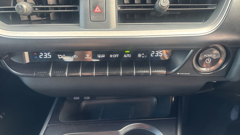 Lexus UX 250h 2.0 F-Sport Design 5dr CVT Hybrid Hatchback - Image 30