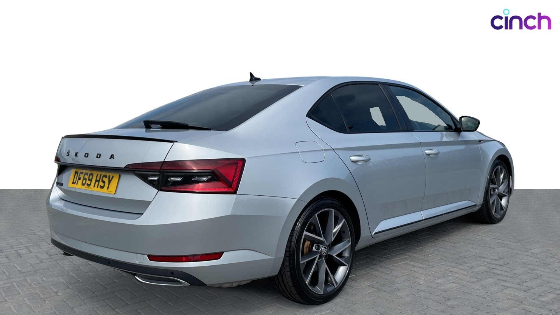 Used 2020 SILVER SKODA SUPERB 2.0 TSI 190 Sport Line Plus 5dr DSG 