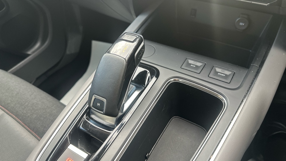 Citroen C5 Aircross 1.6 PureTech 180 Flair 5dr EAT8 Petrol Hatchback - Image 13