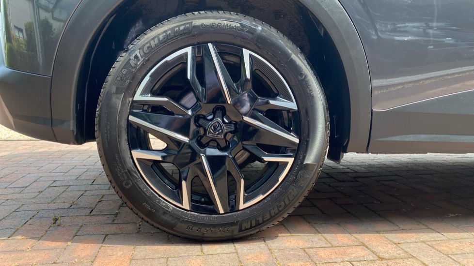 Peugeot 3008 1.2 Hybrid 136 GT 5dr e-DSC6 Petrol Estate - Image 7