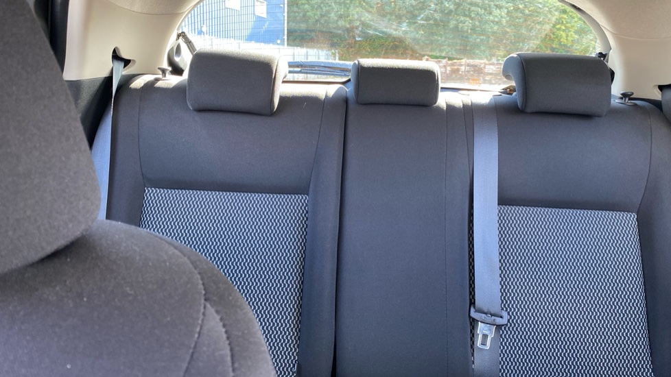 Nissan Juke 1.6 [94] Visia 5dr Petrol Hatchback - Image 15