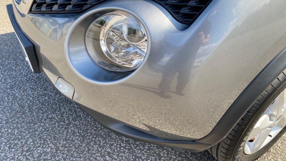 Nissan Juke 1.6 [94] Visia 5dr Petrol Hatchback - Image 23
