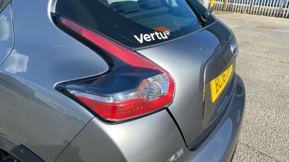 Nissan Juke 1.6 [94] Visia 5dr Petrol Hatchback - Image 29