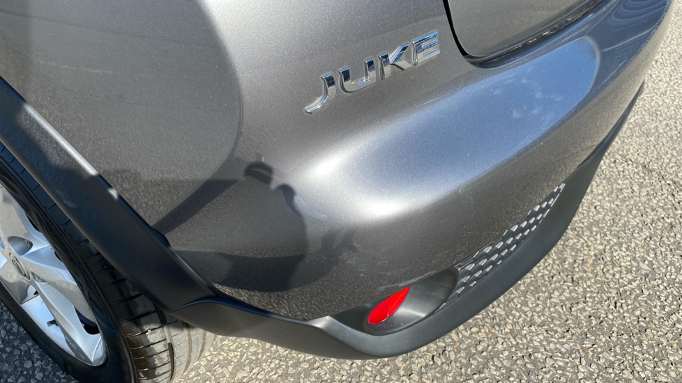 Nissan Juke 1.6 [94] Visia 5dr Petrol Hatchback - Image 30