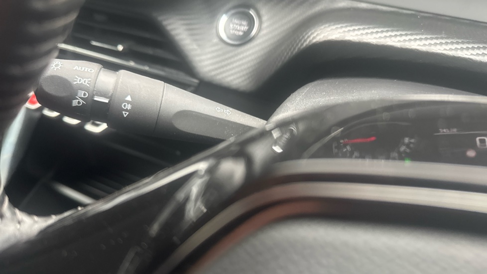 Peugeot 208 1.2 PureTech 100 Active 5dr Petrol Hatchback - Image 23