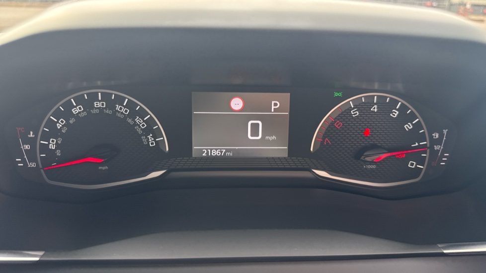 Peugeot 208 1.2 PureTech 100 Active Premium 5dr EAT8 Petrol Hatchback - Image 38