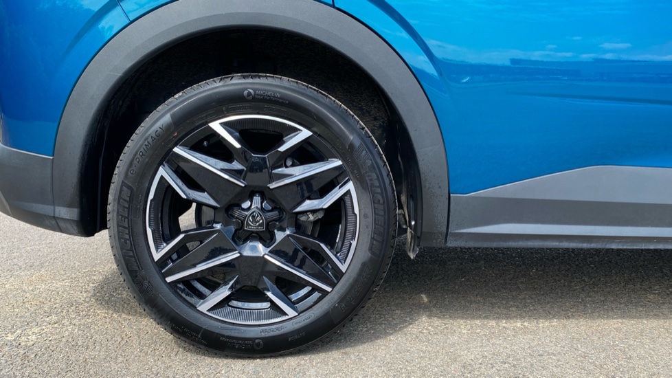 Peugeot 3008 1.2 Hybrid 136 Allure 5dr e-DSC6 Petrol Estate - Image 7