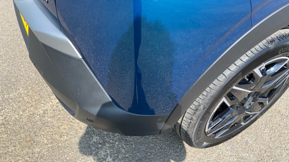 Peugeot 3008 1.2 Hybrid 136 Allure 5dr e-DSC6 Petrol Estate - Image 35