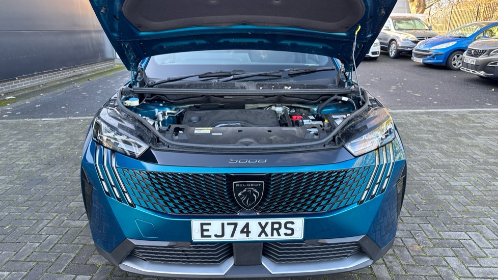 Peugeot 3008 1.2 Hybrid 136 Allure 5dr e-DSC6 Petrol Estate - Image 8