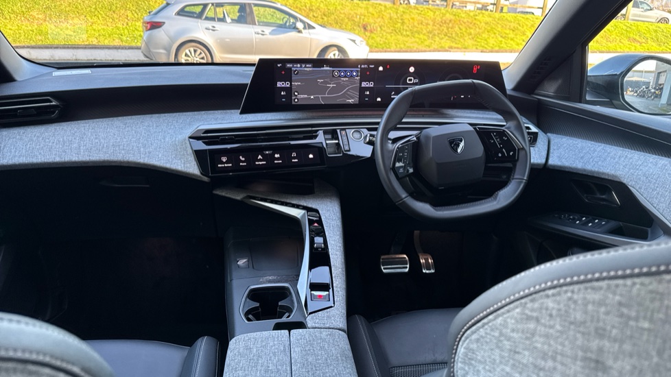 Peugeot 3008 1.2 Hybrid 136 Allure 5dr e-DSC6 Petrol Estate - Image 10