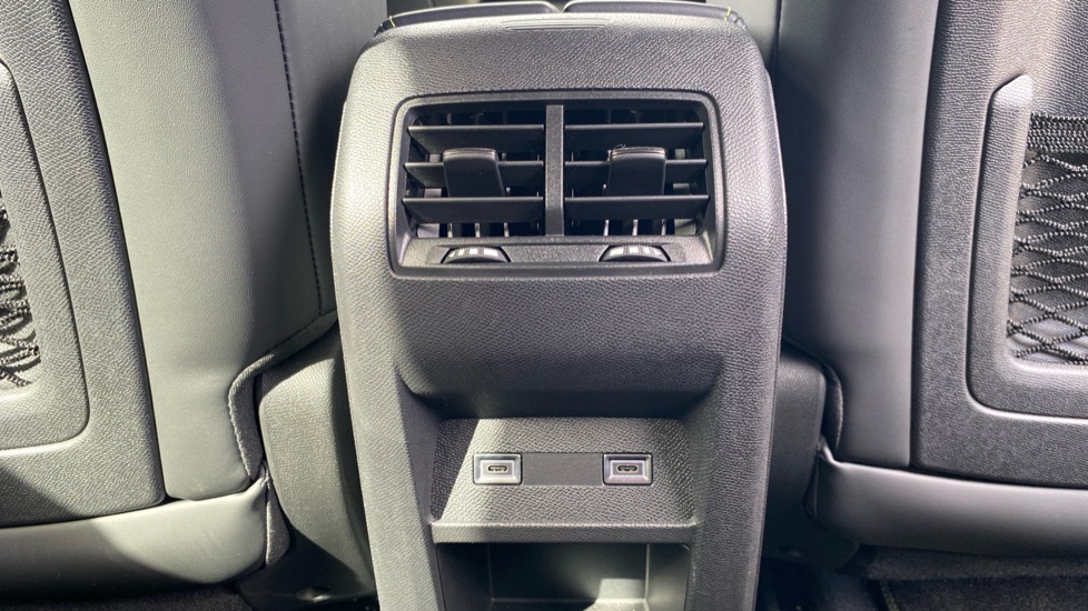 Peugeot 308 1.2 PureTech GT 5dr EAT8 Petrol Estate - Image 21